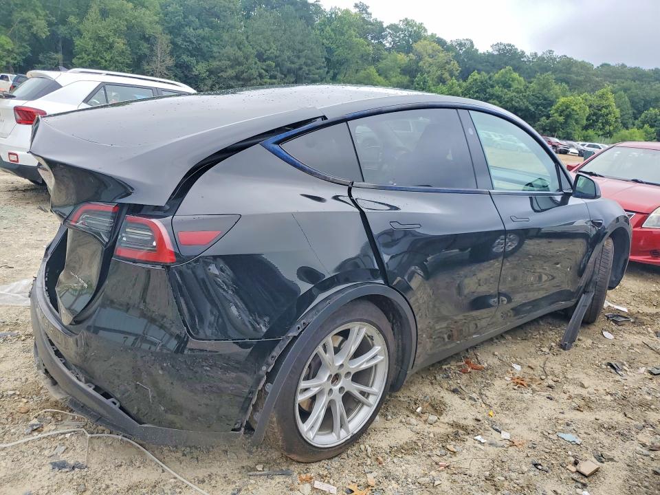 Photo 3 from auction – 2023 TESLA MODEL Y with VIN 7SAYGAEE4PF806589