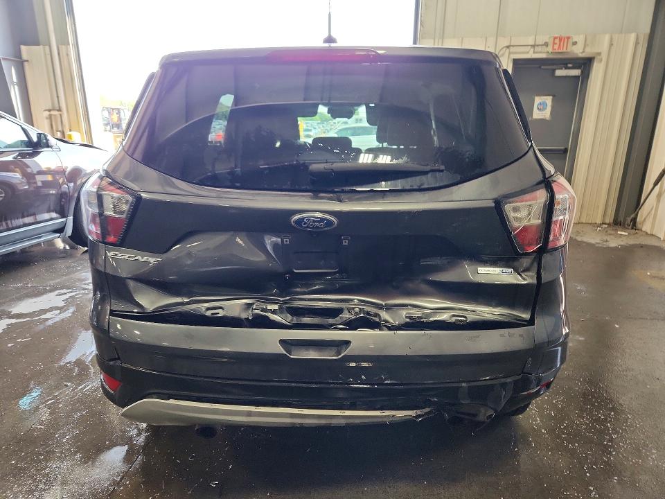 Photo 6 from auction – 2017 FORD ESCAPE with VIN 1FMCU9G97HUC52497