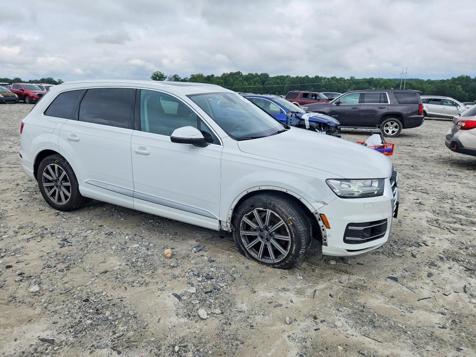 Photo 4 from auction – 2019 AUDI Q7 with VIN WA1LAAF76KD015001