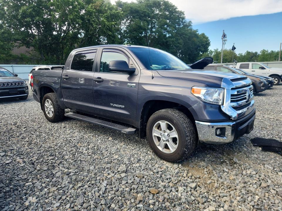 Photo 4 from auction – 2016 TOYOTA TUNDRA with VIN 5TFDY5F19GX519377