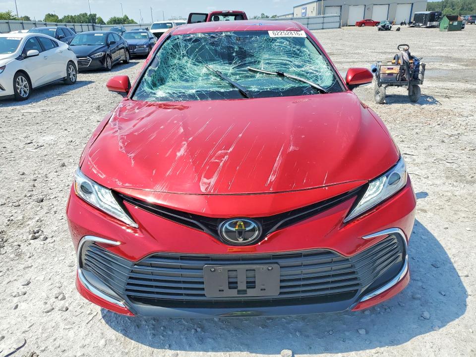 Photo 5 from auction – 2023 TOYOTA CAMRY with VIN 4T1F11BK4PU078226
