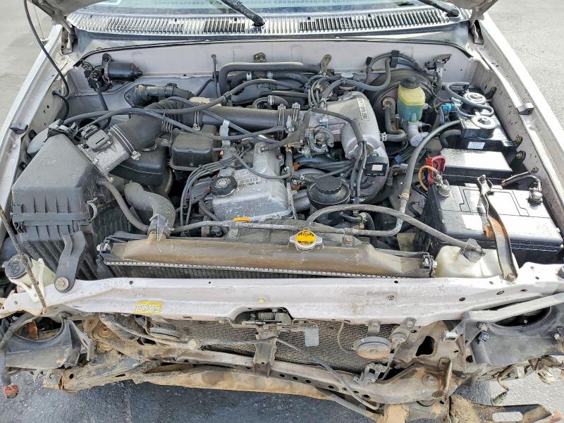 Photo 12 from auction – 1998 TOYOTA 4RUNNER with VIN JT3GM84R3W0025756