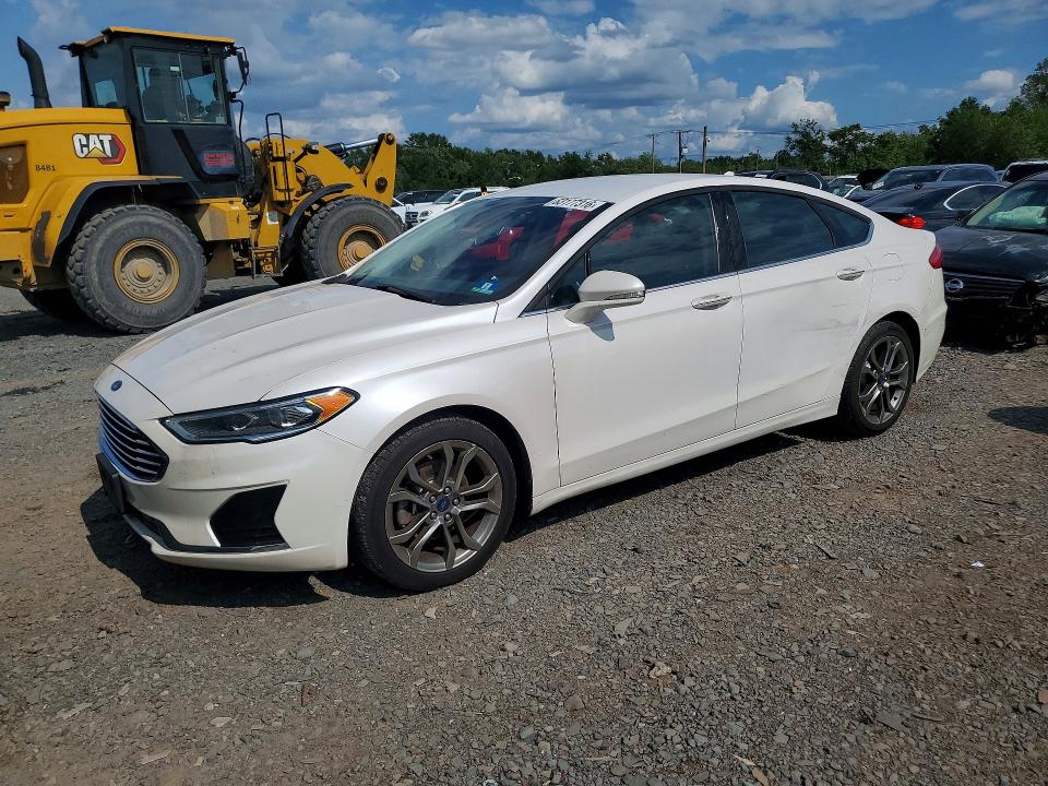 FORD FUSION 2020 with VIN 3FA6P0CDXLR101545 - Photo from auction