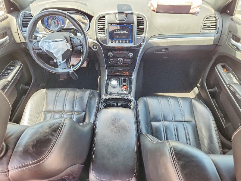 Photo 8 from auction – 2019 CHRYSLER 300 with VIN 2C3CCABG6KH708082