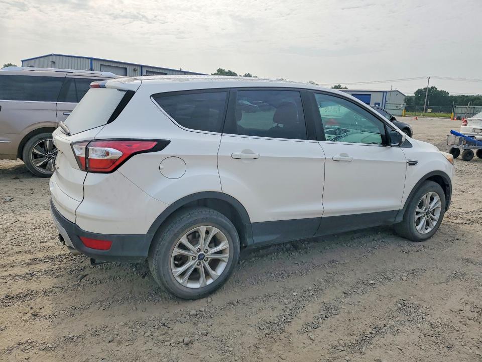 Zdjęcie 3 z aukcji – 2017 FORD ESCAPE z VIN 1FMCU0G92HUE30134