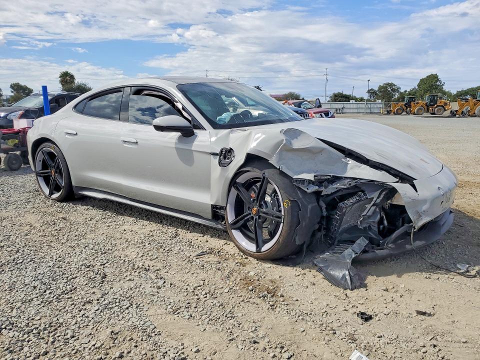 Photo 4 from auction – 2024 PORSCHE TAYCAN with VIN WP0AB2Y11RSA35187