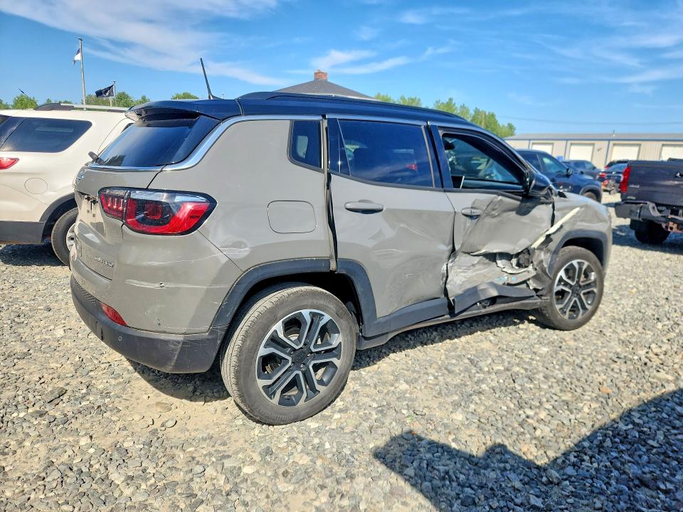 Photo 3 from auction – 2023 JEEP COMPASS with VIN 3C4NJDCN3PT525665