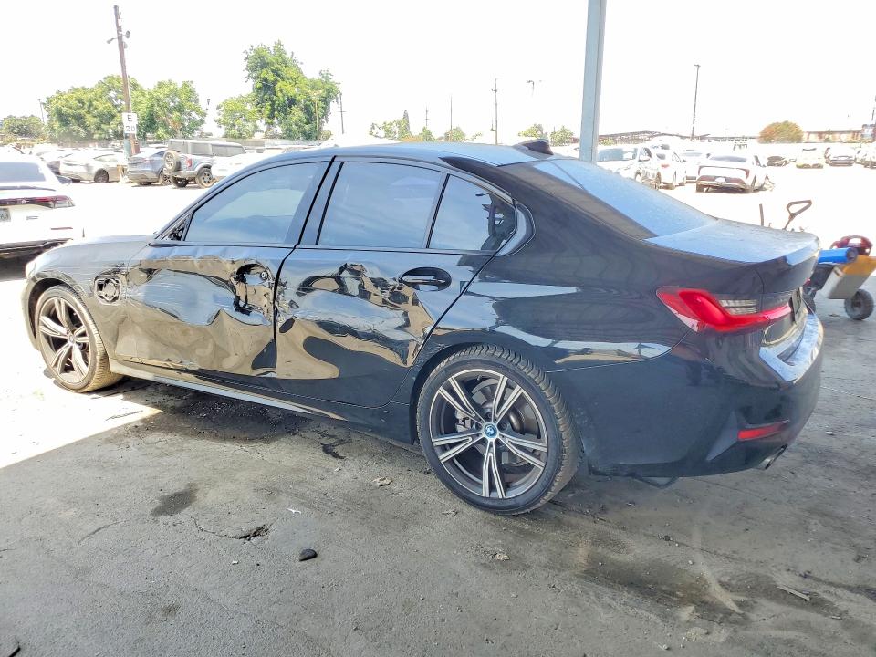 Photo 2 from auction – 2022 BMW 330E with VIN 3MW5P7J0XN8C24010