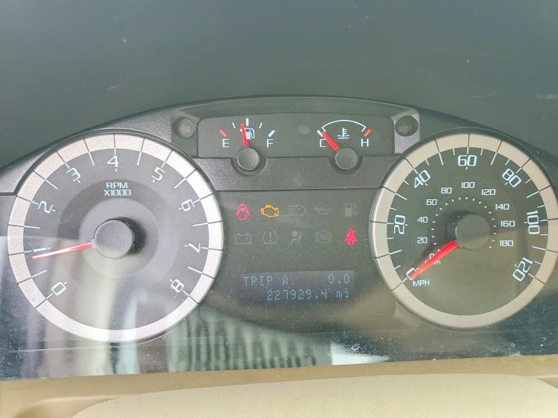 Photo 9 from auction – 2010 FORD ESCAPE with VIN 1FMCU0EG3AKB95746