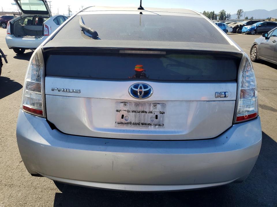 Photo 6 from auction – 2011 TOYOTA PRIUS with VIN JTDKN3DU2B5357338