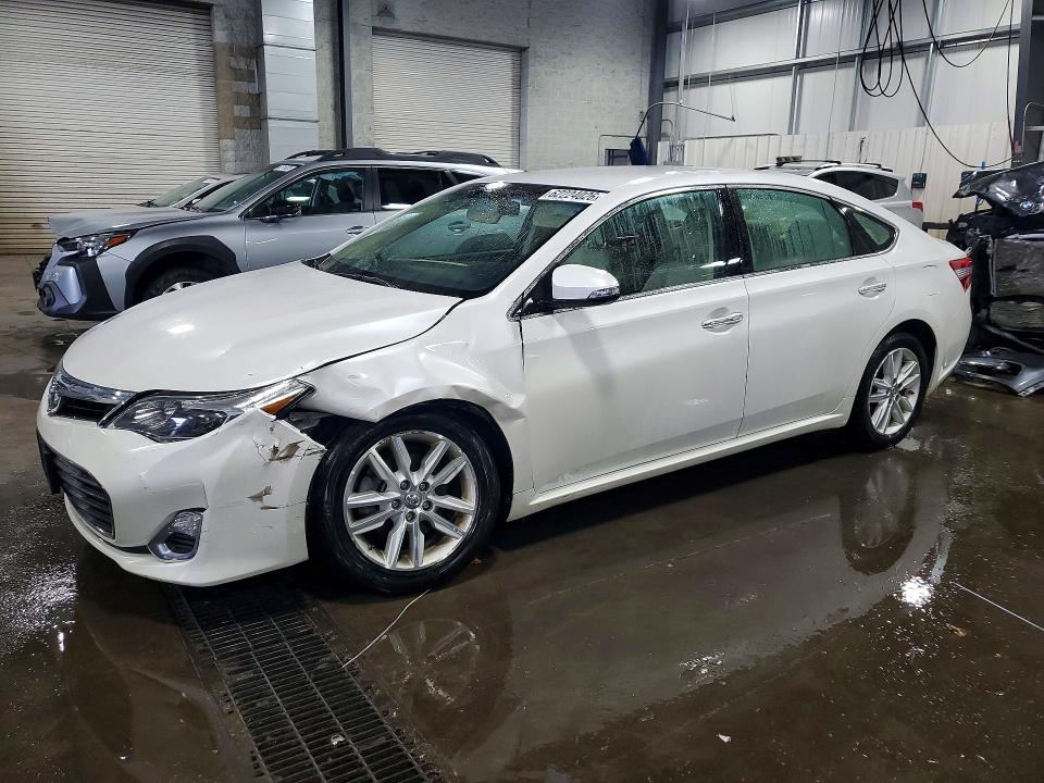 2015 TOYOTA AVALON - Търг №62224026