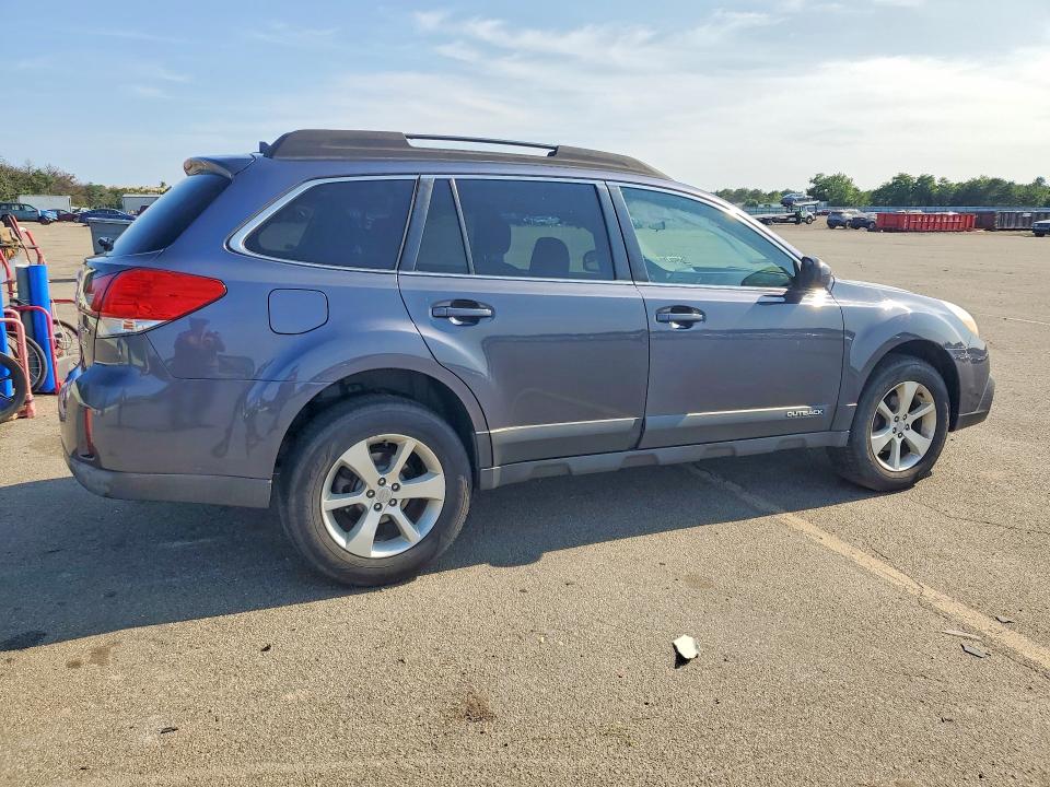 Photo 3 from auction – 2014 SUBARU OUTBACK with VIN 4S4BRBCC0E3225732