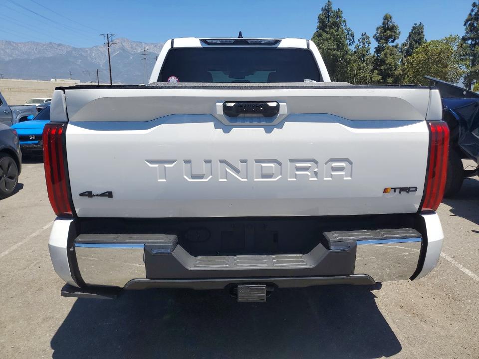 Photo 6 from auction – 2023 TOYOTA TUNDRA with VIN 5TFLA5DB4PX124180