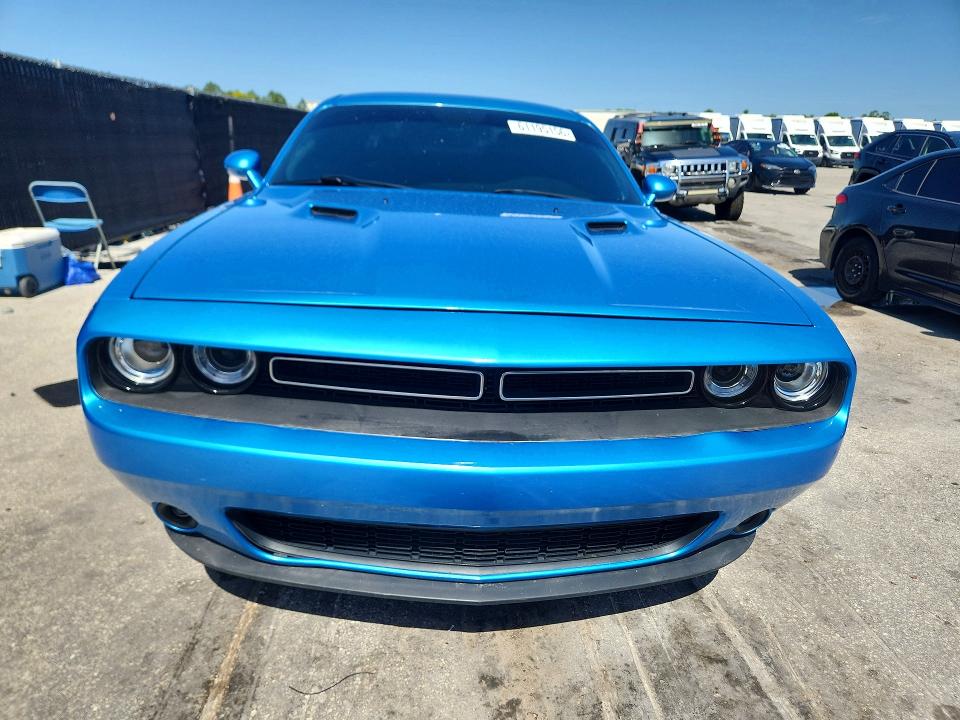 Снимка 5 от търг – 2018 DODGE CHALLENGER с VIN 2C3CDZAG8JH309976