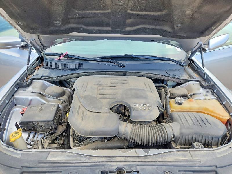 Photo 11 from auction – 2014 CHRYSLER 300 with VIN 2C3CCAAG6EH375923