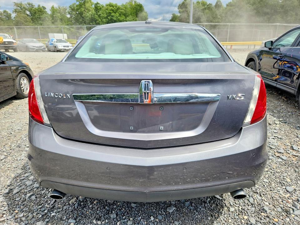 Photo 6 from auction – 2011 LINCOLN MKS with VIN 1LNHL9DR3BG607748