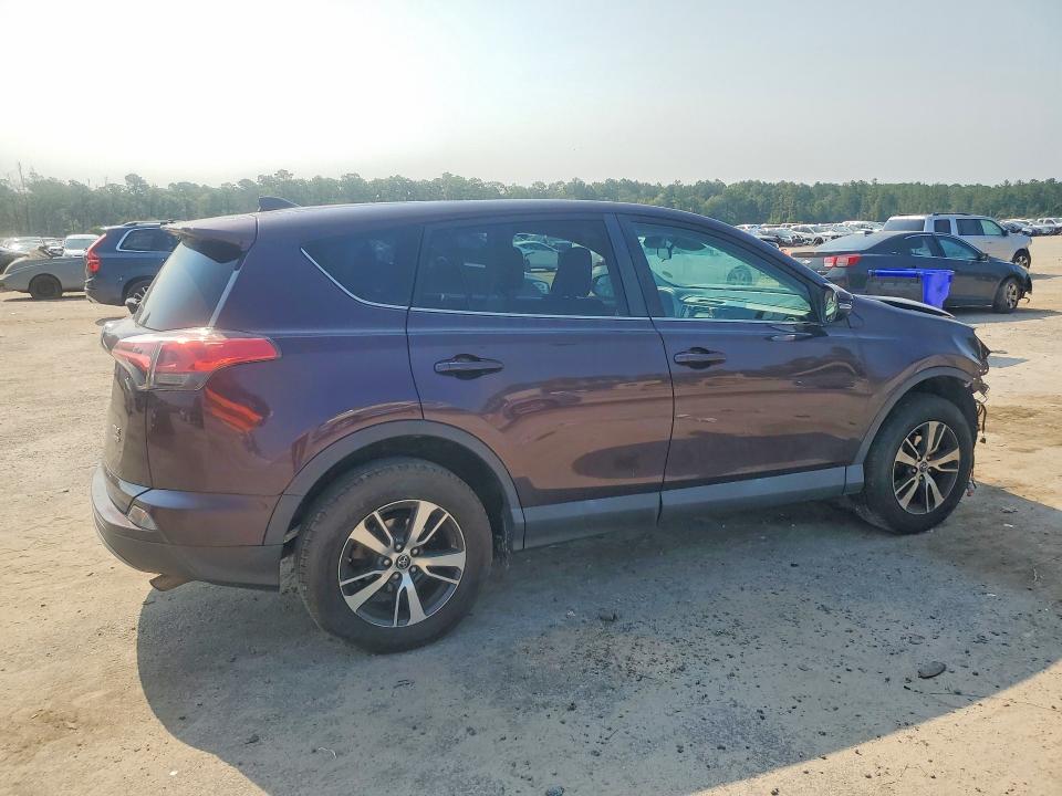 Photo 3 from auction – 2018 TOYOTA RAV4 with VIN 2T3RFREV6JW797219