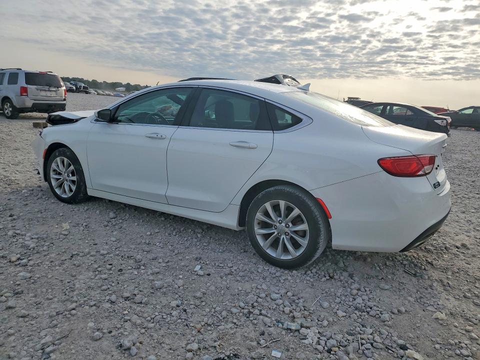 Photo 2 from auction – 2015 CHRYSLER 200 with VIN 1C3CCCCG7FN519190