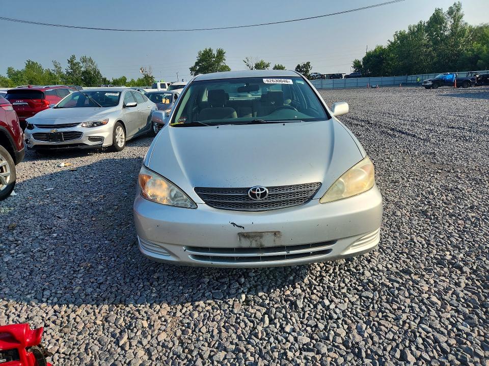 Photo 5 from auction – 2002 TOYOTA CAMRY with VIN 4T1BE32K92U049828