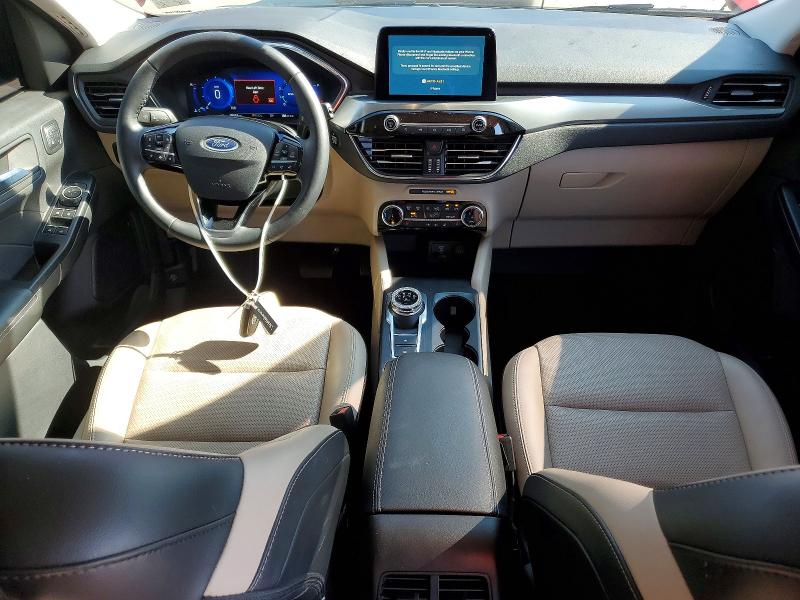 Photo 8 from auction – 2022 FORD ESCAPE with VIN 1FMCU9J95NUC00127