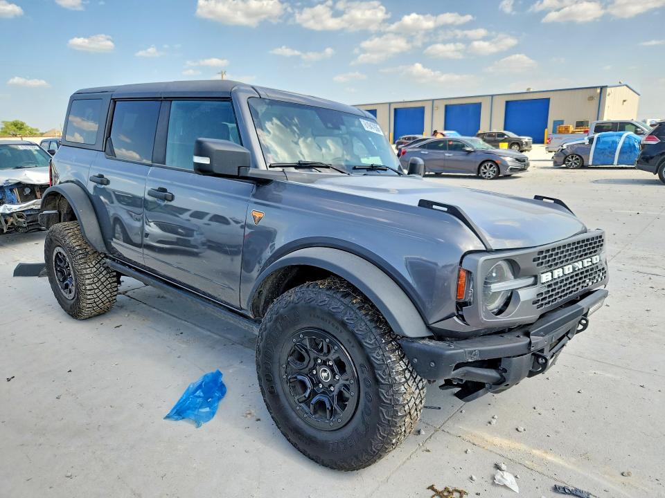 Photo 4 from auction – 2023 FORD BRONCO with VIN 1FMEE5DP3PLB76749