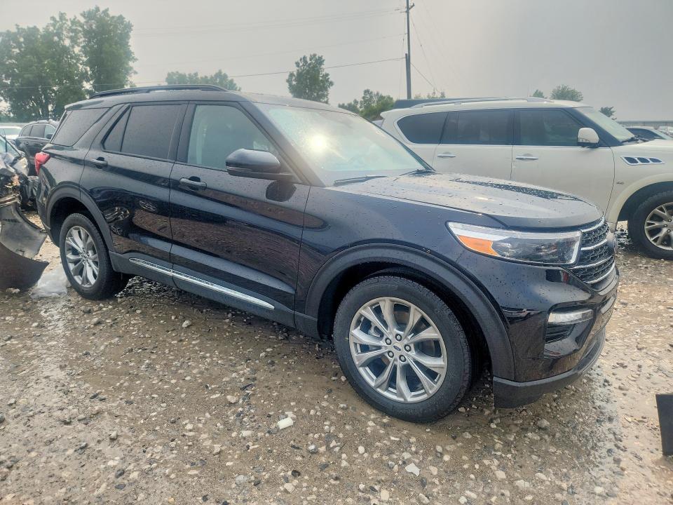 Photo 4 from auction – 2024 FORD EXPLORER with VIN 1FMSK8DH2RGA09705