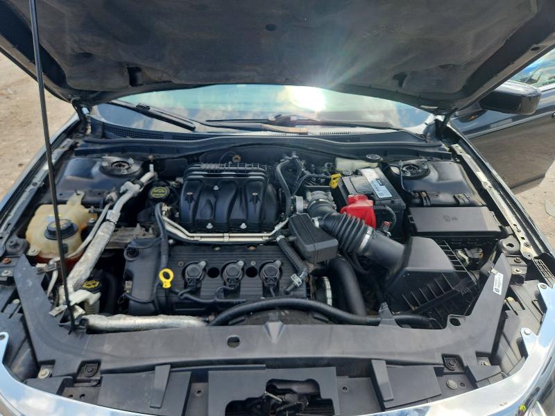 Photo 11 from auction – 2011 FORD FUSION with VIN 3FAHP0JG0BR129455