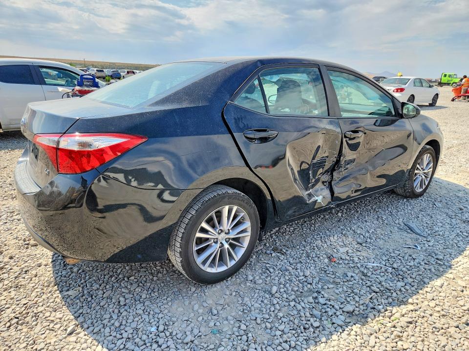 Foto 3 de la subasta – 2014 TOYOTA COROLLA con VIN 5YFBURHE7EP159970