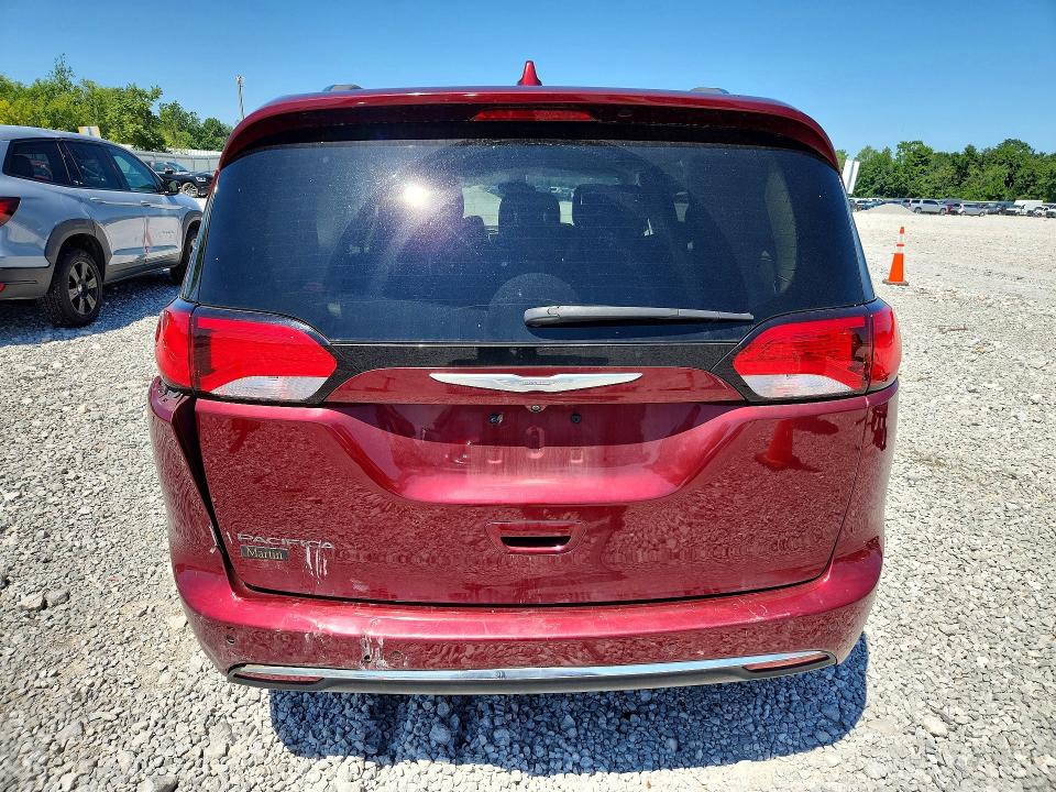 Photo 6 from auction – 2017 CHRYSLER PACIFICA with VIN 2C4RC1EG3HR510595