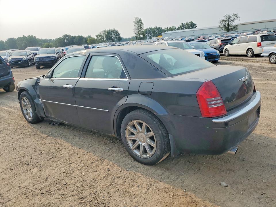 Photo 2 from auction – 2006 CHRYSLER 300C with VIN 2C3KA63H96H110306