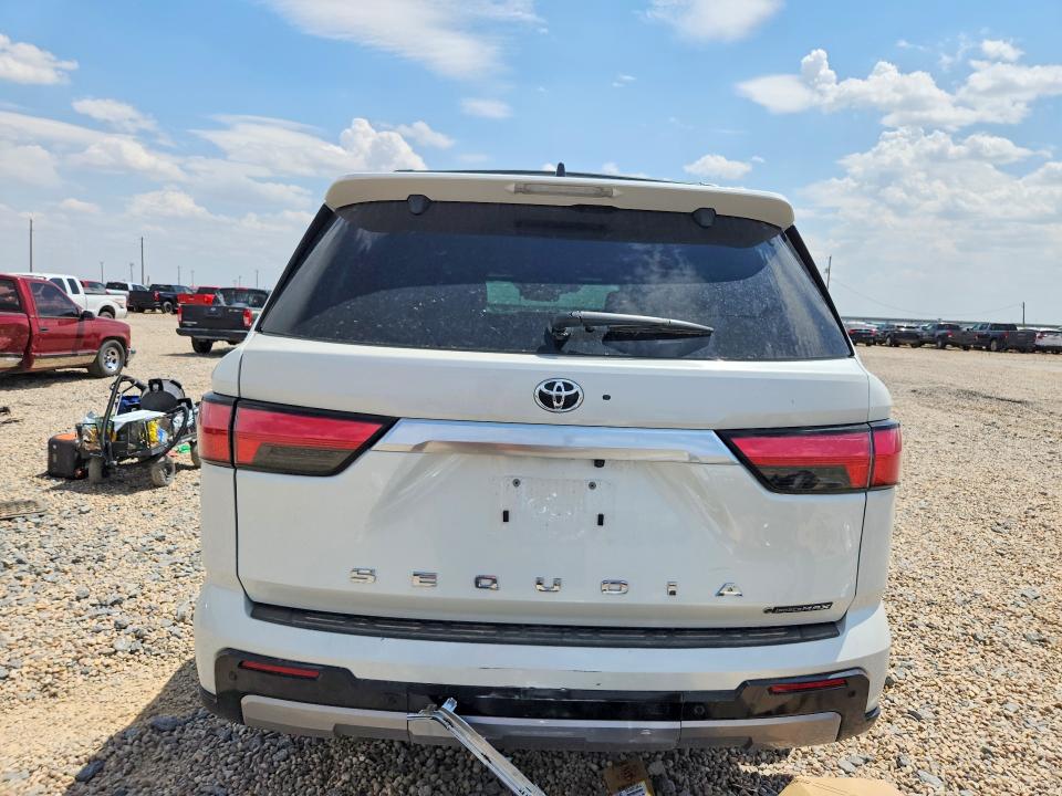 Photo 6 from auction – 2025 TOYOTA SEQUOIA with VIN 7SVAAABAXSX070148