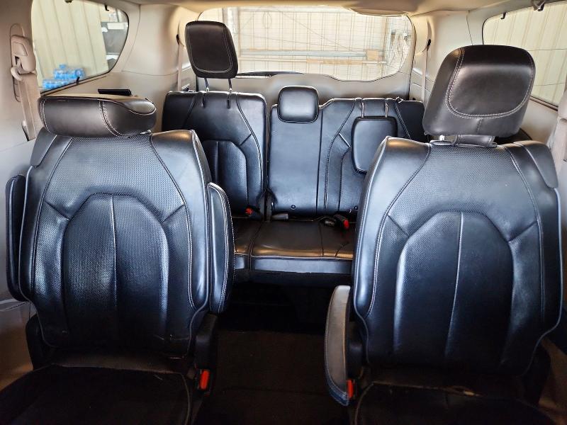 Photo 10 from auction – 2020 CHRYSLER PACIFICA with VIN 2C4RC1GGXLR192514
