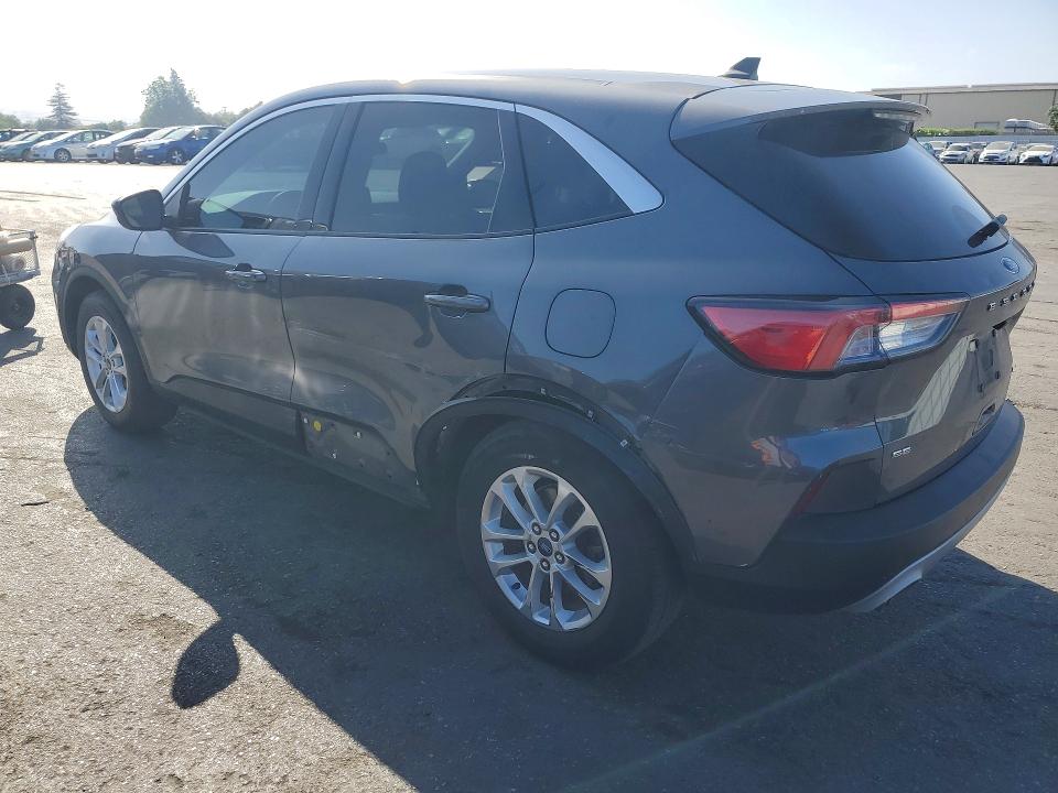 Photo 2 from auction – 2021 FORD ESCAPE with VIN 1FMCU0BZ5MUA68737