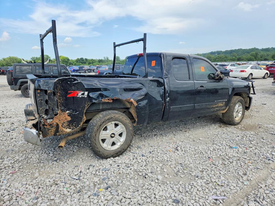 Photo 3 from auction – 2008 CHEVROLET SILVERADO with VIN 1GCEK19058Z211095