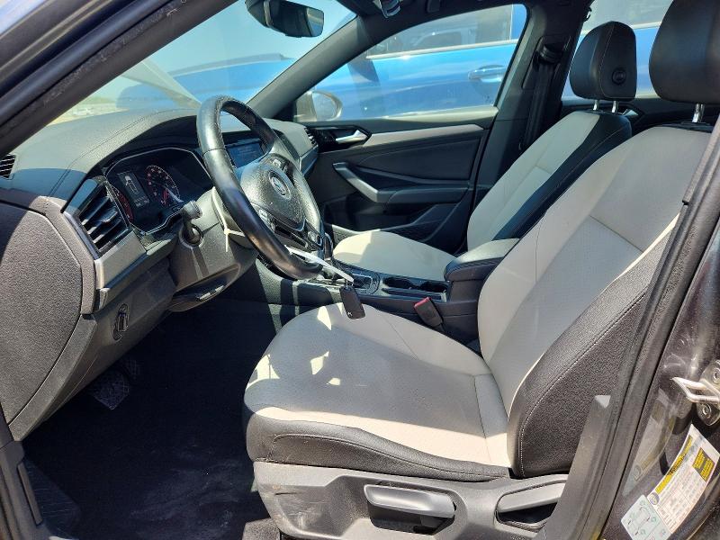 Photo 7 from auction – 2019 VOLKSWAGEN JETTA with VIN 3VWCB7BU0KM161719