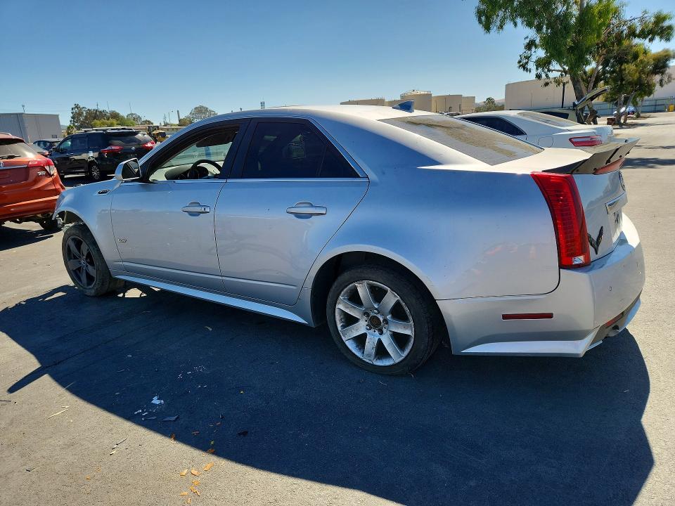 Photo 2 from auction – 2011 CADILLAC CTS-V with VIN 1G6DV5EP6B0164297