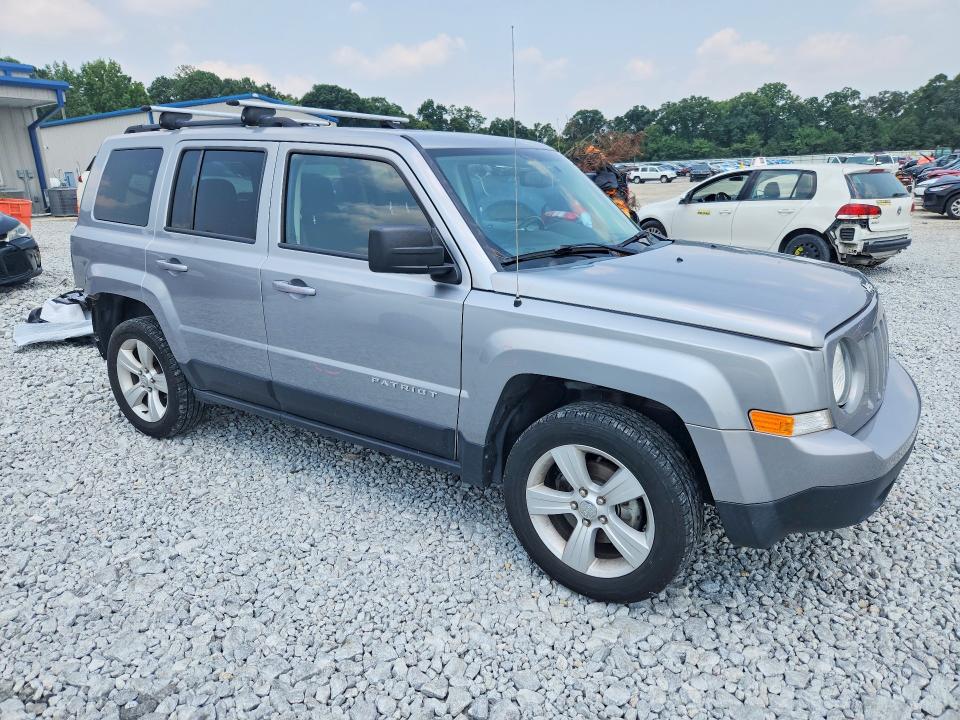 Photo 4 from auction – 2016 JEEP PATRIOT with VIN 1C4NJRFB6GD717974