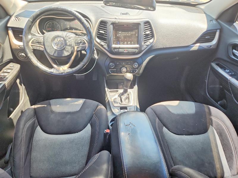 Photo 8 from auction – 2014 JEEP CHEROKEE with VIN 1C4PJLCB0EW292733