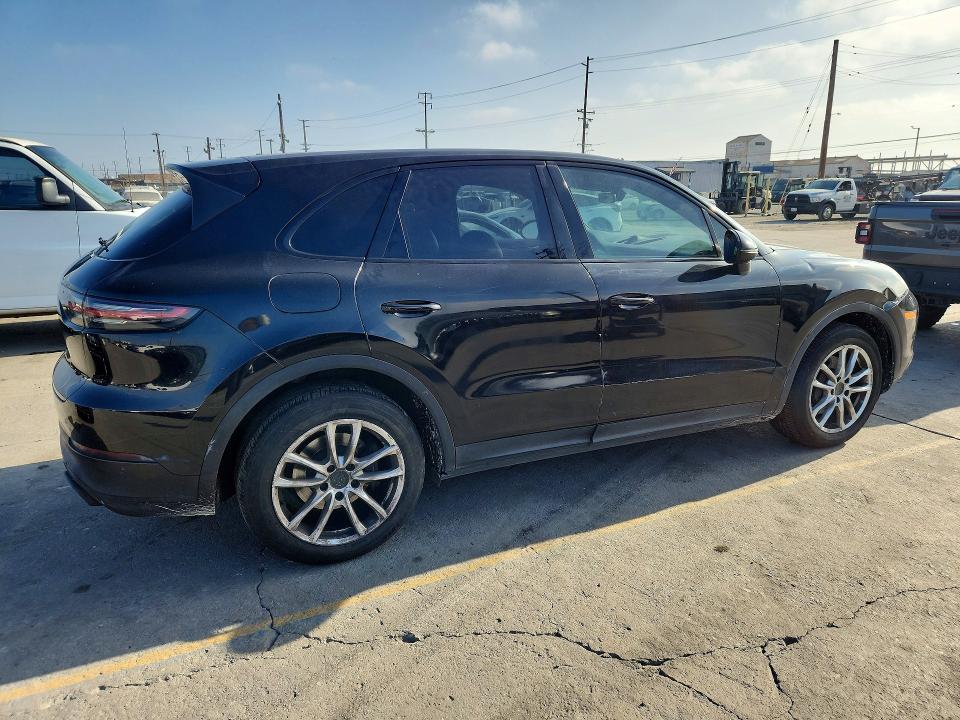 Photo 3 from auction – 2019 PORSCHE CAYENNE with VIN WP1AA2AY5KDA06579