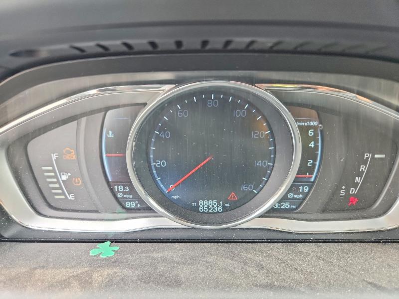 Photo 9 from auction – 2016 VOLVO XC60 with VIN YV449MRK7G2925969