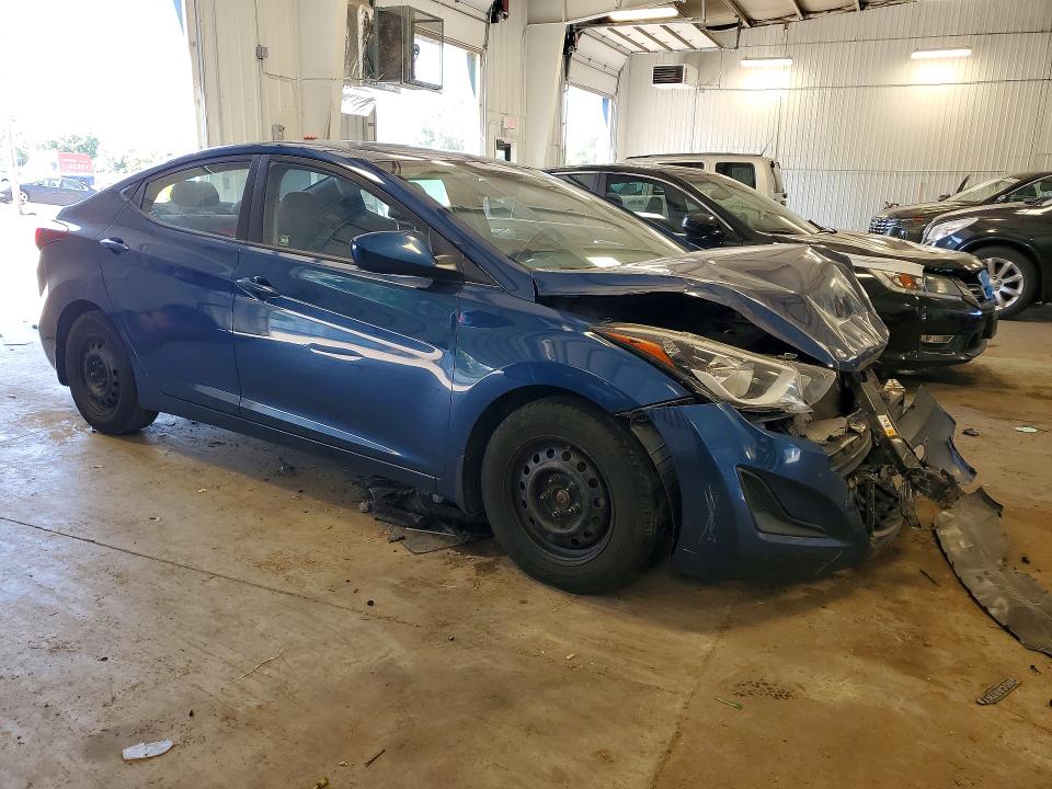Photo 4 from auction – 2016 HYUNDAI ELANTRA with VIN KMHDH4AE1GU522825