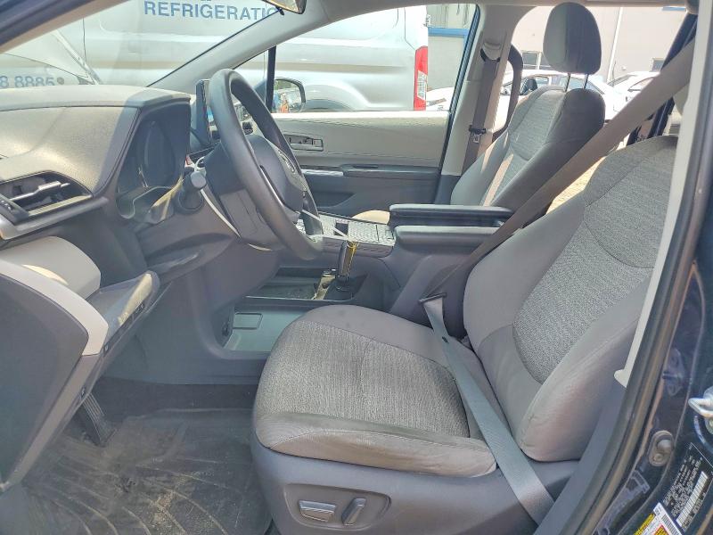 Photo 7 from auction – 2021 TOYOTA SIENNA with VIN 5TDKRKEC9MS018349