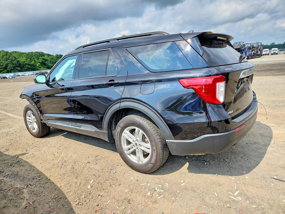 Photo 2 from auction – 2021 FORD EXPLORER with VIN 1FMSK8DH2MGB56941