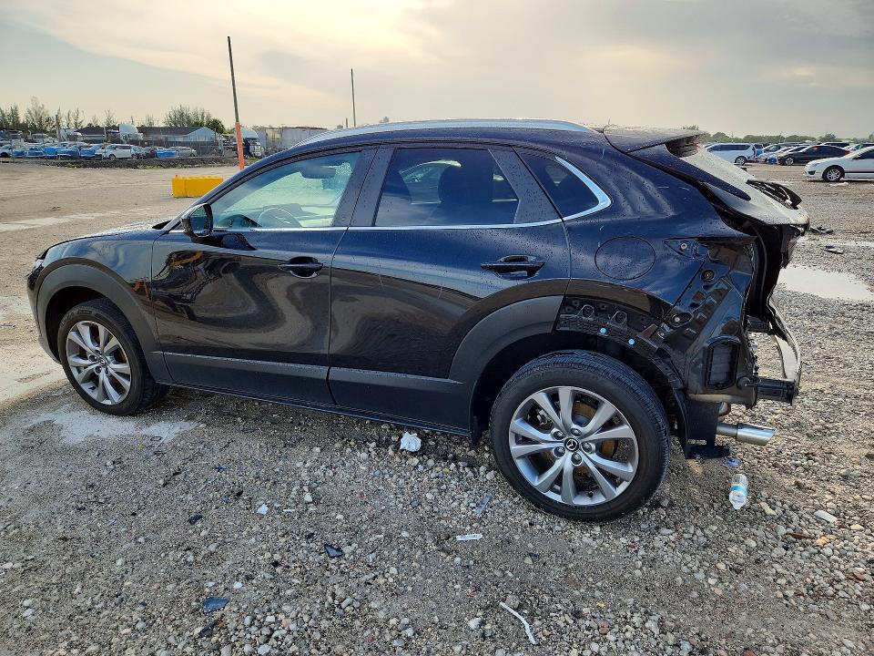 Photo 2 from auction – 2023 MAZDA CX-30 with VIN 3MVDMBBM9PM552118