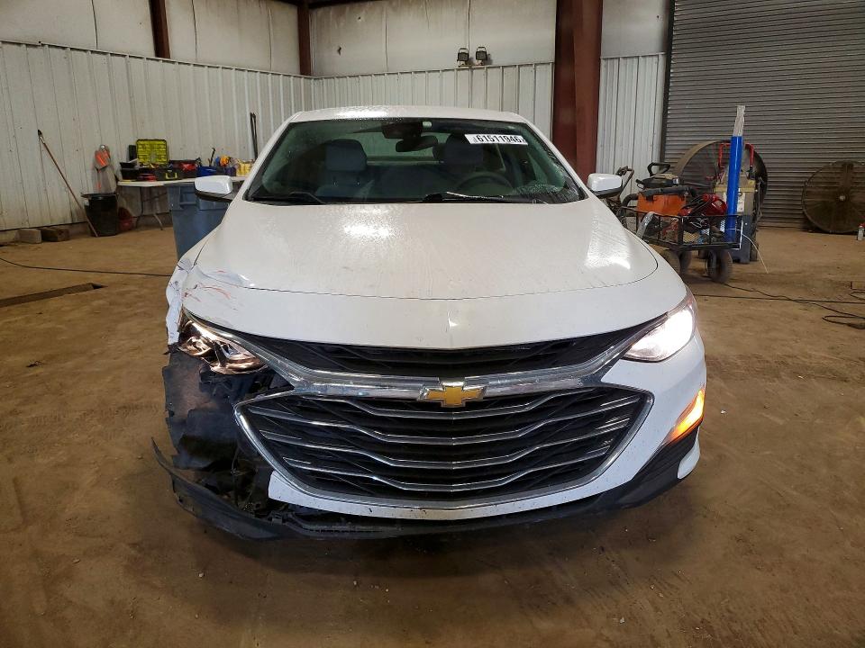 Photo 5 from auction – 2020 CHEVROLET MALIBU with VIN 1G1ZC5ST2LF059239