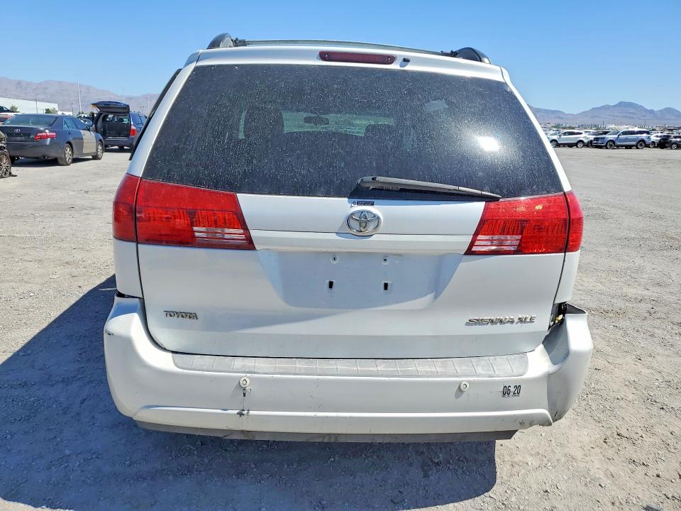 Photo 6 from auction – 2004 TOYOTA SIENNA with VIN 5TDZA22C84S105220
