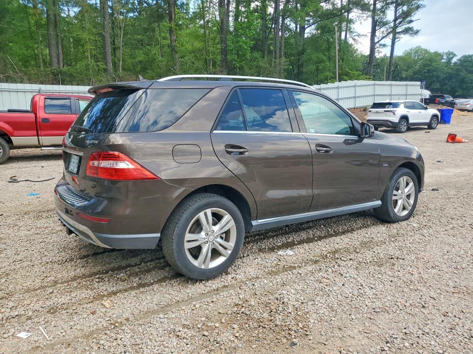 Photo 3 from auction – 2012 MERCEDES-BENZ ML with VIN 4JGDA2EB9CA011853