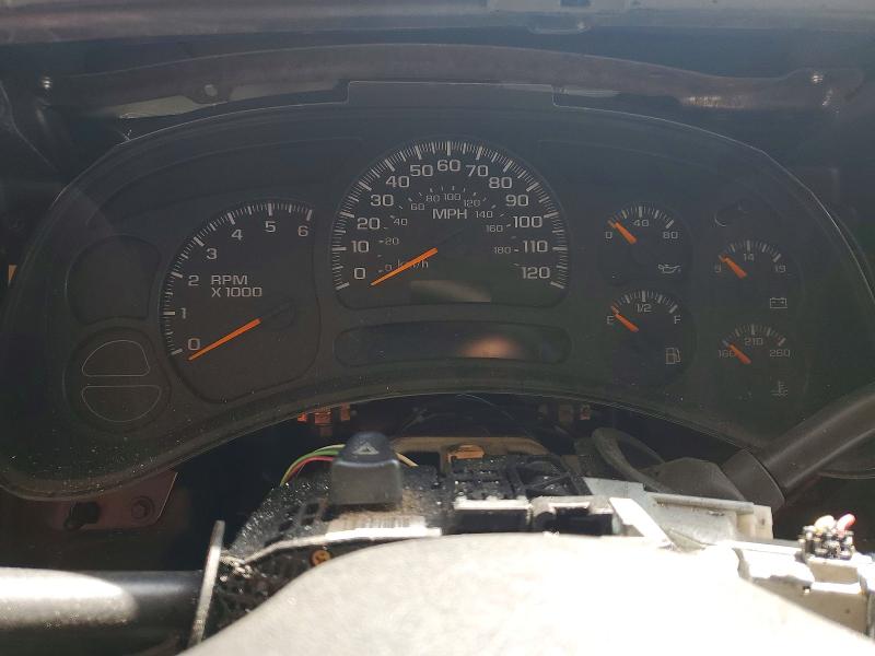 Photo 9 from auction – 2003 CHEVROLET SILVERADO with VIN 2GCEK19T331128051