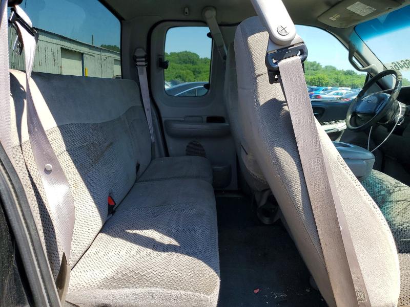 Photo 10 from auction – 2000 FORD F150 with VIN 1FTRX08W2YKA36686