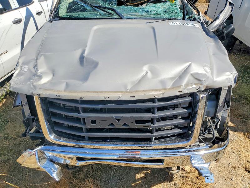 Photo 12 from auction – 2009 GMC SIERRA with VIN 1GTHK89689E142180